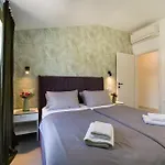 Apartament Joy Heated Pool