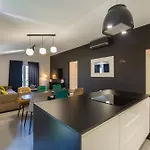 Joy Heated Pool Apartament *