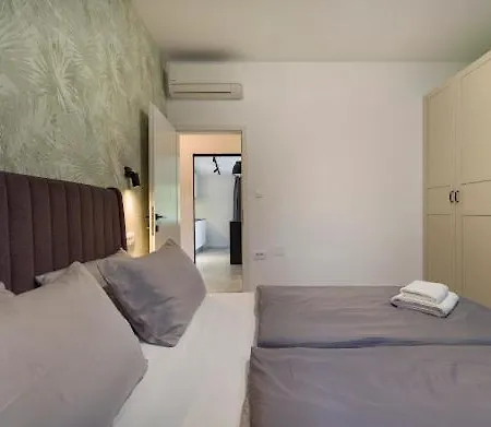 Apartman Joy Heated Pool