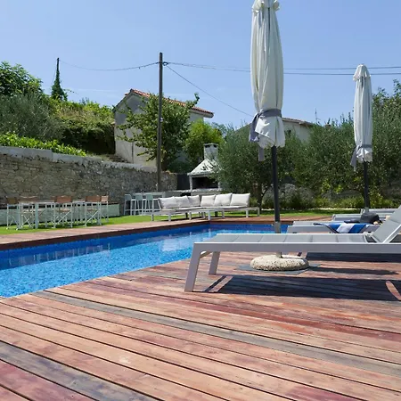 Apartment Villa Joy Heated Pool *