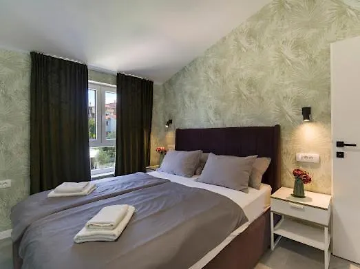 Villa Joy Heated Pool Split