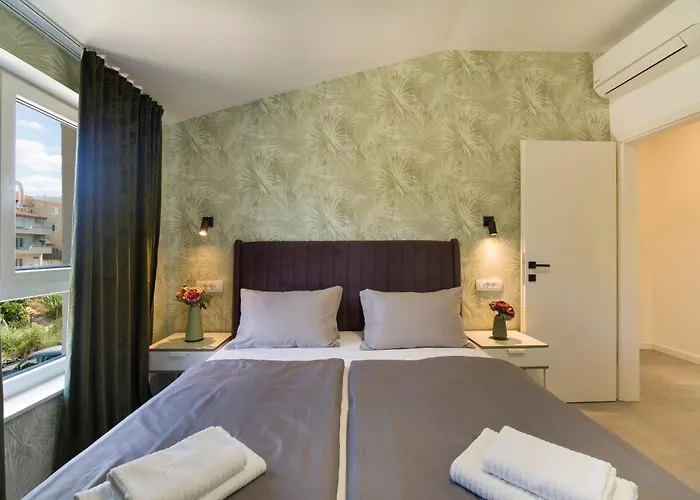 Villa Joy Heated Pool Apartment *