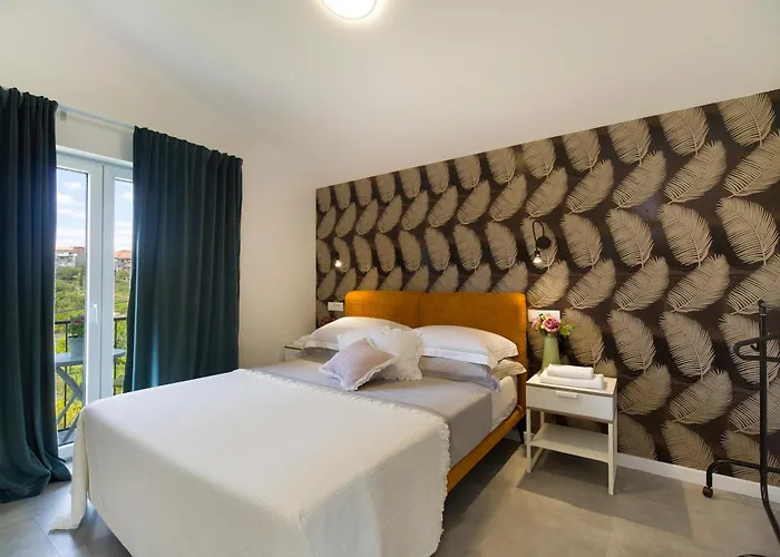 Villa Joy Heated Pool Apartment Split