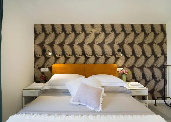 Apartment Villa Joy Heated Pool Split