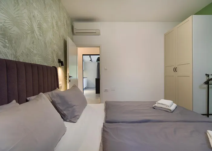 Villa Joy Heated Pool