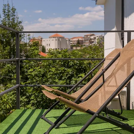 Appartement Joy Heated Pool Split